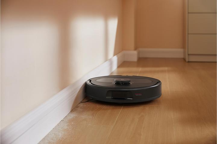 Actual product image Roborock Qrevo Plus (Vacuum mopping robot)