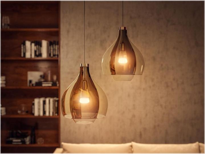 Produktbild Philips Hue White Ambiance (E27, 8 W, 1100 lm, 1 x, F)