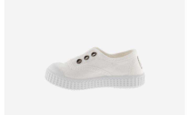 Actual product image Victoria girl's trainers 1915 anglaise toile lavée (26)