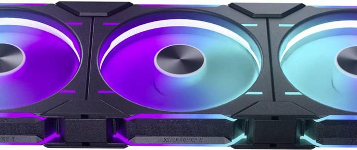 Actual product image Phanteks D30 Regular Airflow D-RGB (140 mm, 1 x)