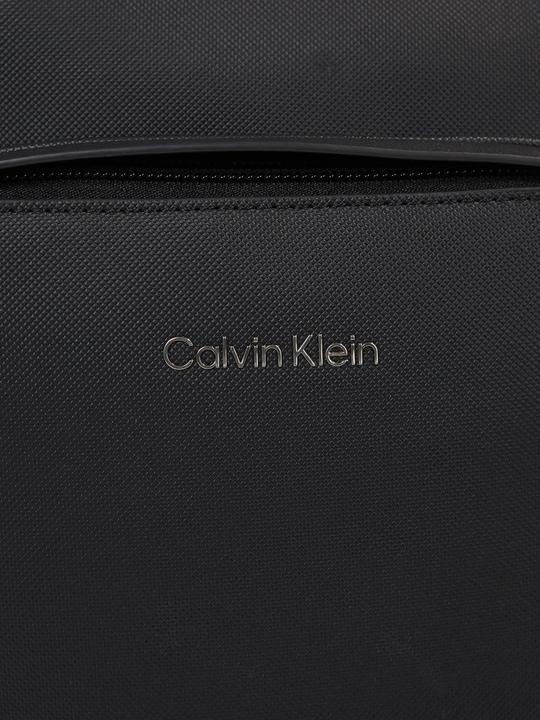 Actual product image Calvin Klein Men's Shoulder Bag Ck Must Pique Reporter S W/Pckt Small, Black (Ck Black), Unit (51% polyester, 49% polyurethane)