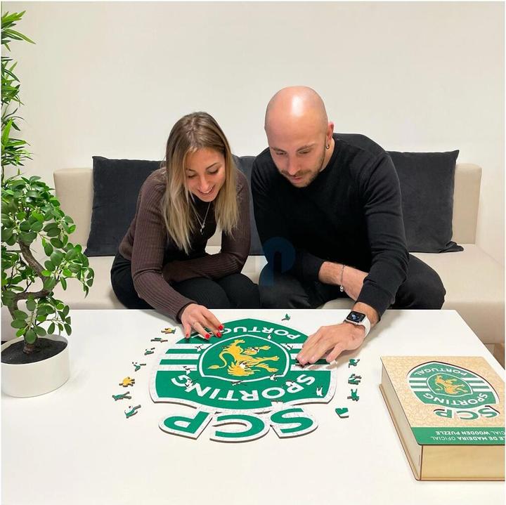 Actual product image Iconic Sporting CP - Logo - Wooden Puzzle Size S (150 pieces) (150 pieces)
