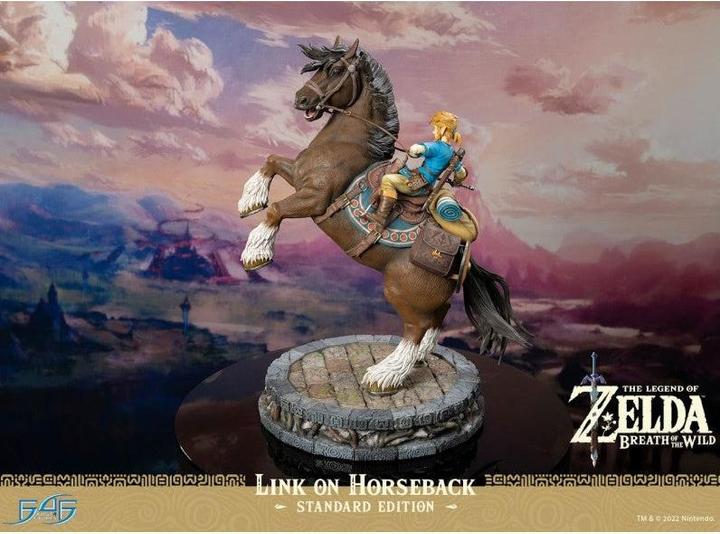 Immagine prodotto First 4 Figures ST Legend of Zelda Link of Horse Legend 56cm RESINA