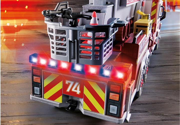Immagine prodotto Playmobil Veicolo antincendio: scala a torre US (70935, Playmobil Città d'azione)