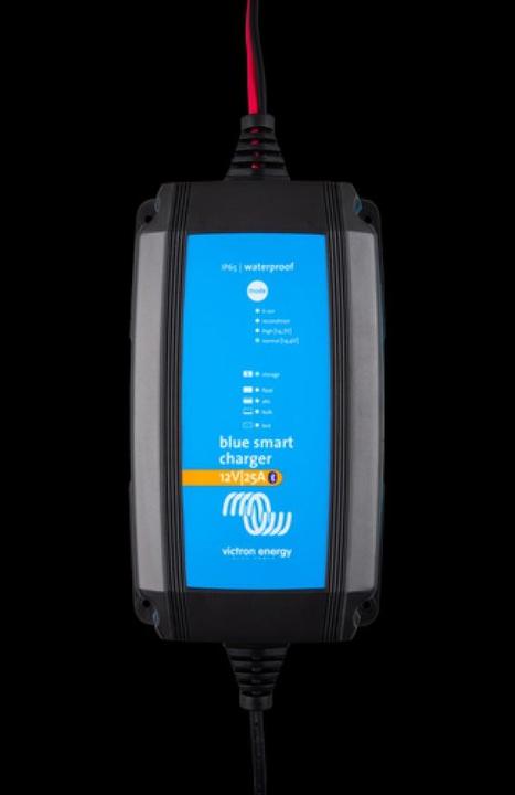 Actual product image Victron Energy Blue Smart IP65 12V 25A Battery Charger with Bluetooth (12V, 25 A)