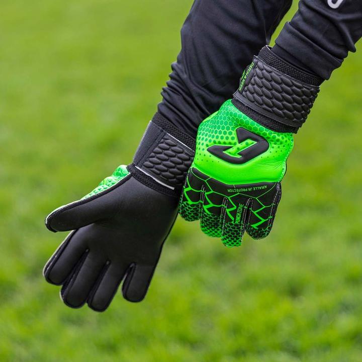 Immagine prodotto Catch & Keep Guanti da calcio Protezione Artiglio Taglia 7 Verde Guanti da portiere (7)