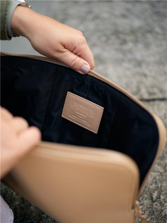 Actual product image Golla Laptop sleeve 15 inch, coffee (15", Apple, HP, ASUS, Dell, Lenovo)