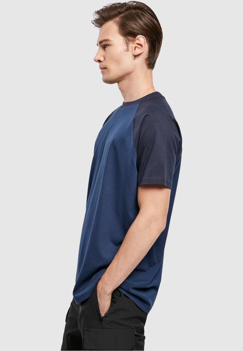 Actual product image Urban Classics Raglan Contrast Tee (5XL)