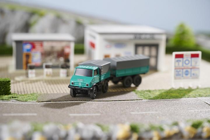 Produktbild Carson 1:87 MB Unimog Forst m.Häng.2.4G 100%RTR (RTR Ready-to-Run)