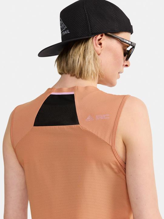 Actual product image Craft Women's Pro Trail Singlet (L)