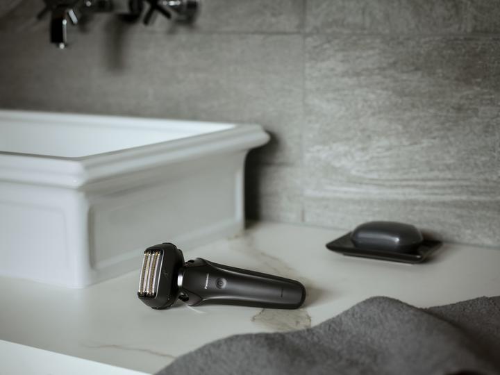 Actual product image Panasonic SCHEERAPPARAAT ES-LS6A-K803