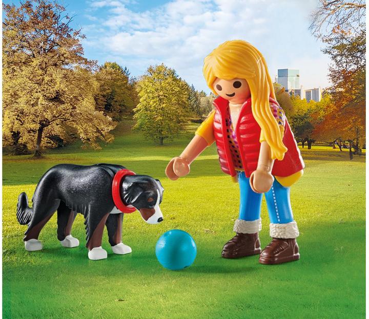 Actual product image Playmobil 71738 Woman with mountain dog (71738, Playmobil My Life)