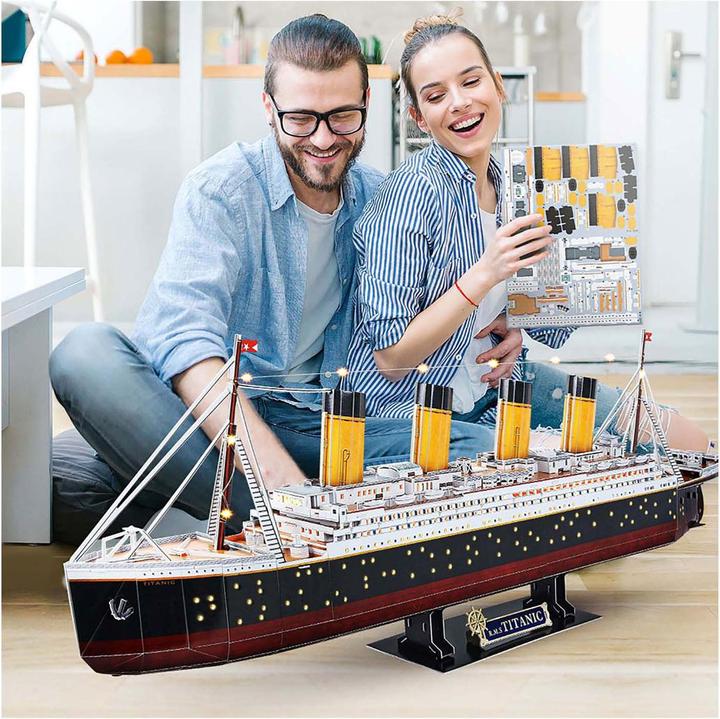Productafbeelding Cubicfun 3d puzzel Titanic LED (266 onderdelen)