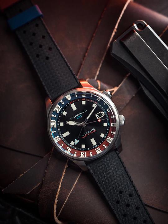 Actual product image Spinnaker SP-5121-55 Bradner GMT (Analogue wristwatch)