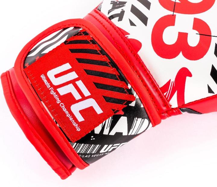 Image du produit UFC Made Youth Boxing Glove, 6oz (6 OZ)