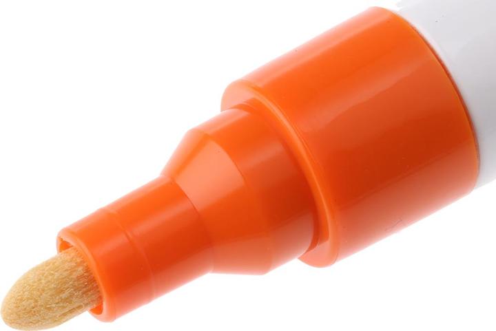 Actual product image Edding paint marker 750 (Orange, 2 mm, 1 x)