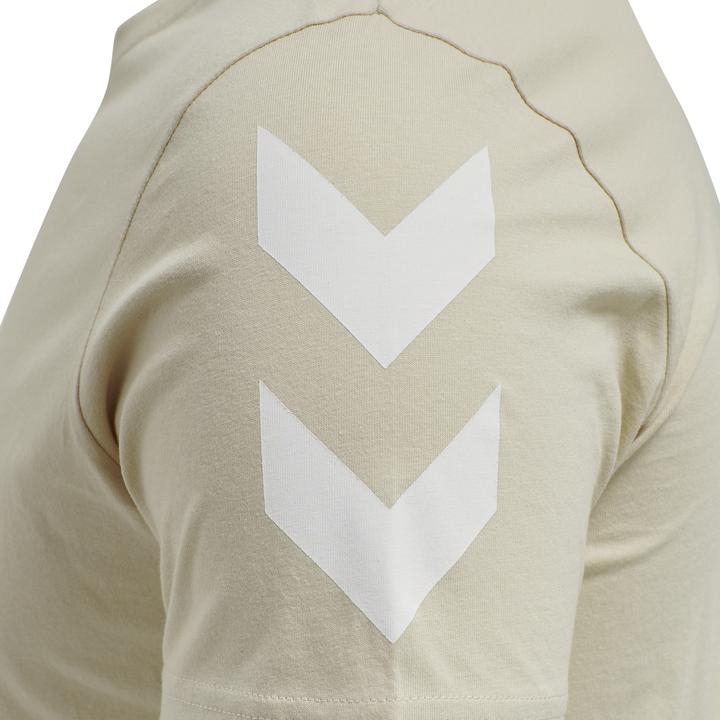 Actual product image hummel Legacy Chevron T-Shirt (XXS)