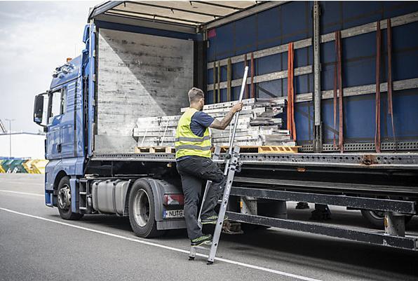 Immagine prodotto Munk Camion con scaletta / rimorchio (Scala singola, 143 cm)