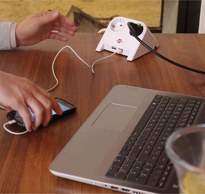 Actual product image Brennenstuhl Desktop Power USB Charger (4 x, USB-A, 1.80 m)