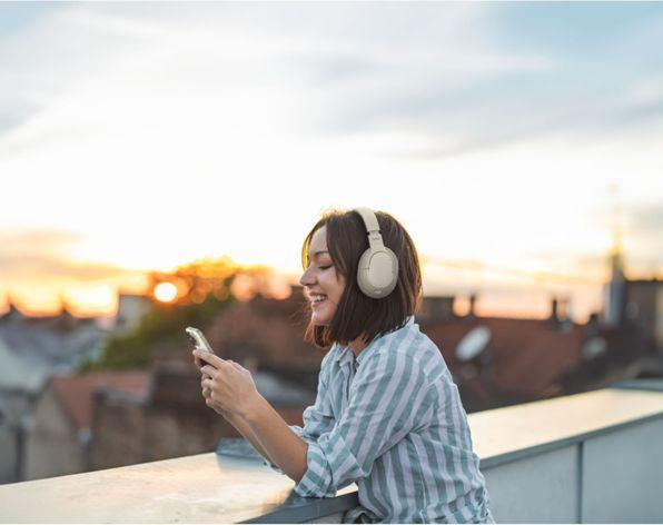 Image du produit Belkin Soundform Surround (NC, 60 h, Sans fil, Filaire)