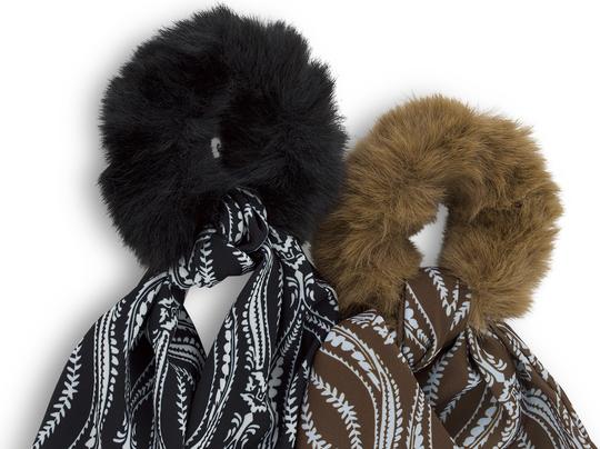 Image du produit Trisa Cheveux - Fausse fourrure Scrunchie, noir marron (Élastiques à cheveux)