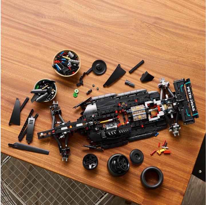 Actual product image LEGO Mercedes-AMG F1 W14 E Performance (42171, LEGO Technic)
