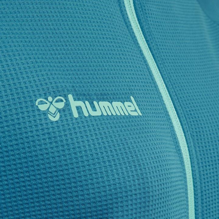 Actual product image hummel Authentic Women Poly Zip Jacket (M)