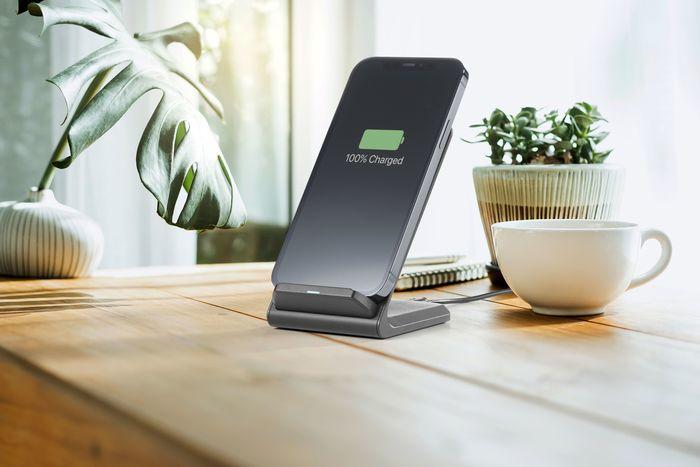 Produktbild Cellularline Easy Stand (10 W)