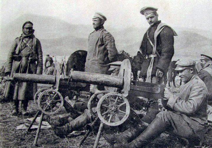 Produktbild ICM WWI Russian Maxim MG Team