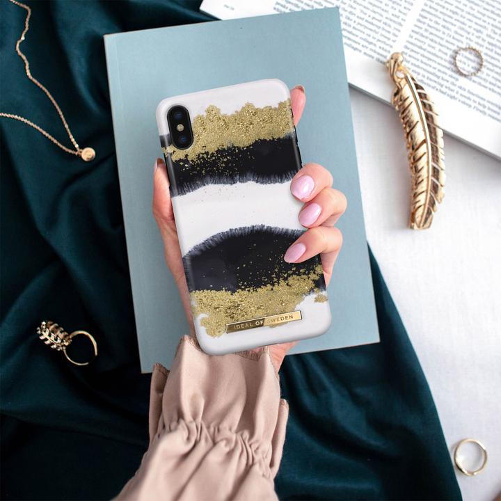Actual product image iDeal Of Sweden Gleaming Licorice (Apple iPhone XS)