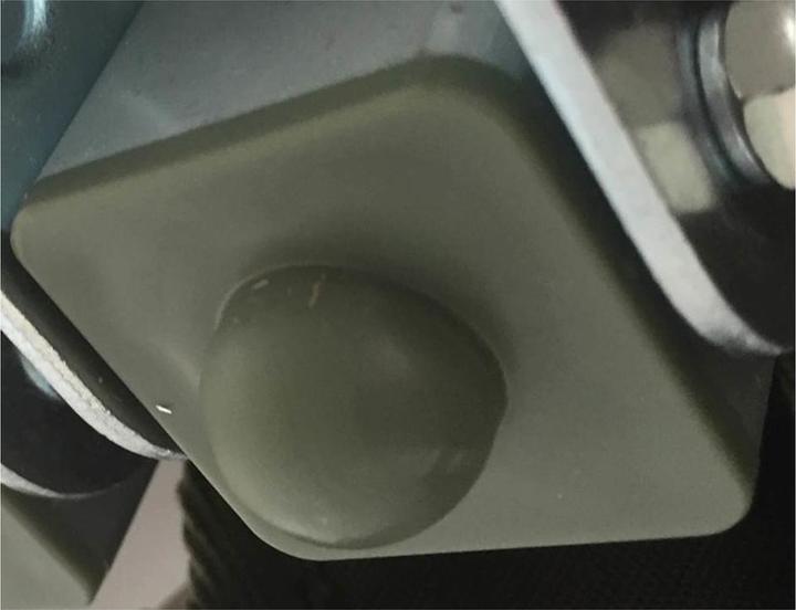 Immagine prodotto Dönges Spina di ricambio con semisfera per il lettino da campeggio Profi