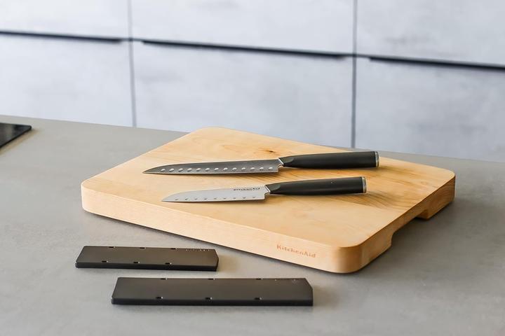 Actual product image KitchenAid Classic Santoku Set, 2 High-Carbon Scalloped Japanese Steel Knives (18 cm)