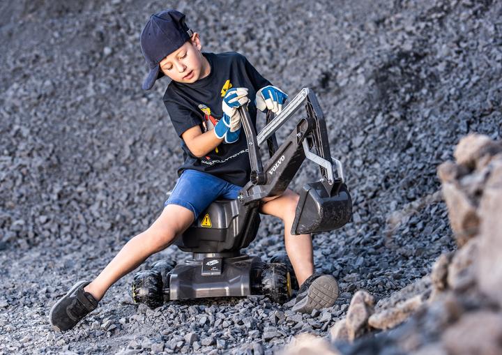 Actual product image Rolly Toys Rolly Digger Volvo