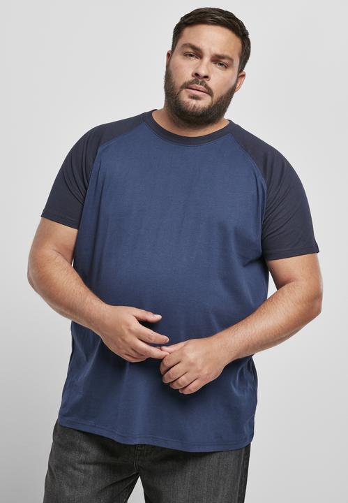 Actual product image Urban Classics Raglan Contrast Tee (5XL)