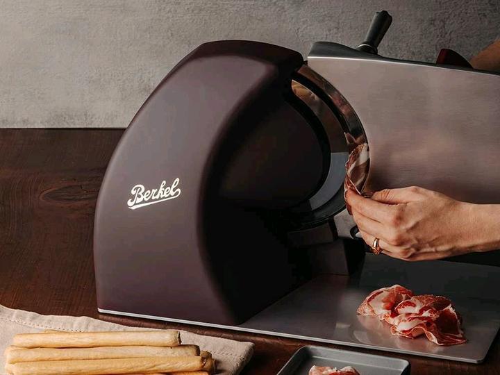 Immagine prodotto Berkel Home Line Plus 200 affettatrice nero opacoLama 195 mm