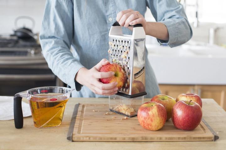 Actual product image OXO 4-sided grater with collection container