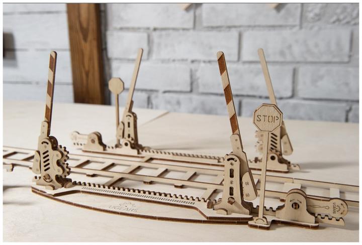 Image du produit Ugears Rails + passage à niveau 196 pièces