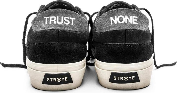 Actual product image Straye Fairfax Suede (38)