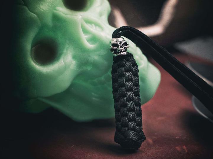 Immagine prodotto Boker Breloczek Böker Bker Plus Cordoncino con teschio nero