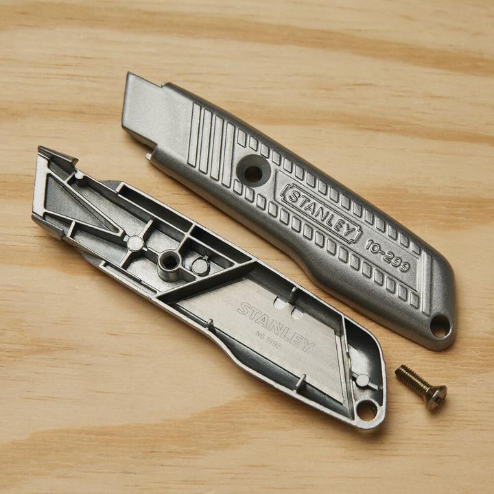 Immagine prodotto Stanley Coltello 299, coltello per tappeti (Taglierini)