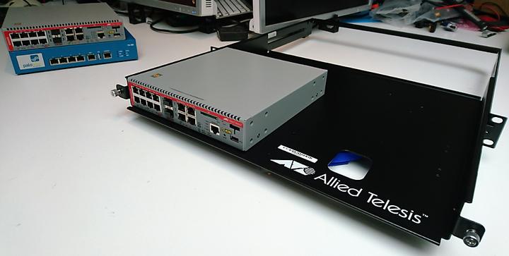 Produktbild Allied Telesis AT-RKMT-J15