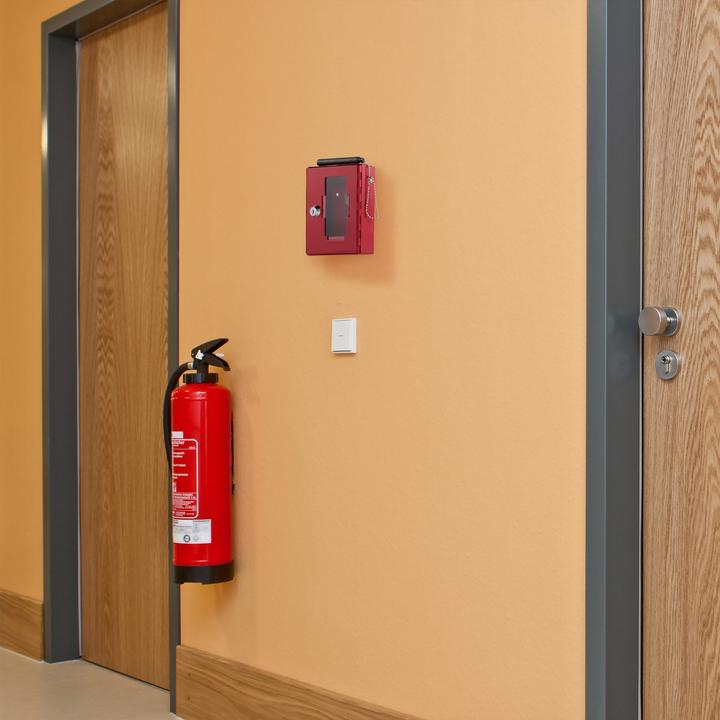 Actual product image Relaxdays Emergency key box