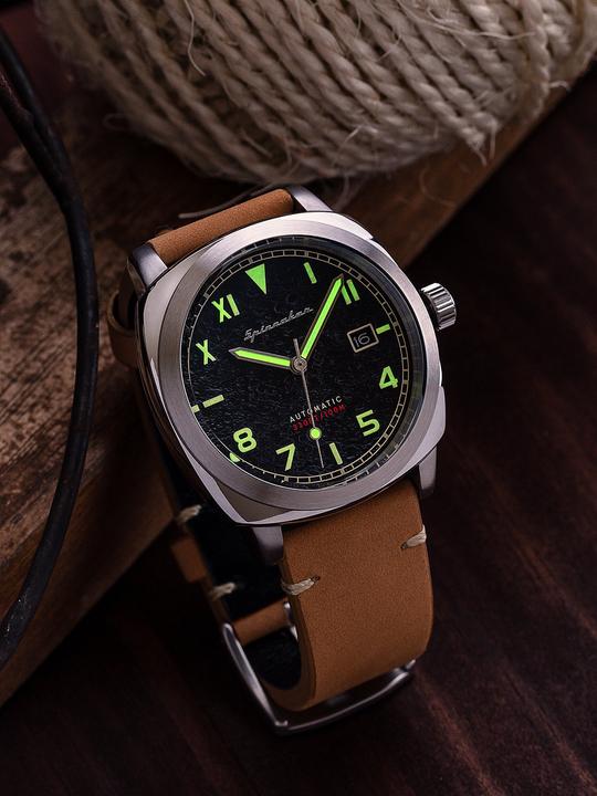 Actual product image Spinnaker SP-5071-01 Hull Automatic 42mm 10ATM (42 mm)