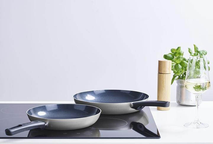 Actual product image Brabantia Frying pan Indu+ 30 cm (30 cm, Frying pan, Aluminium)