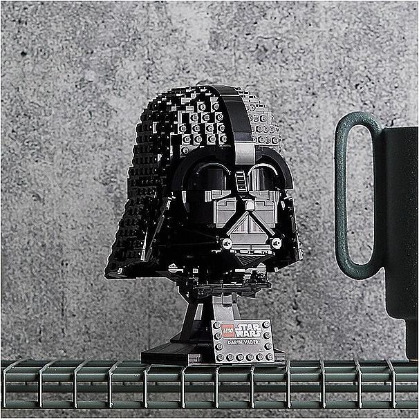 Image du produit LEGO Le casque de Dark Vador (75304, LEGO Star Wars)