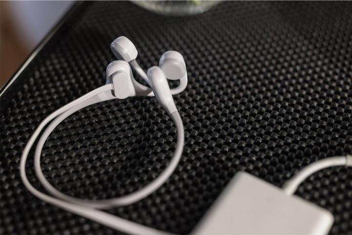 Actual product image Mojawa RunPlus (No noise cancelling, 10 h, Cable)