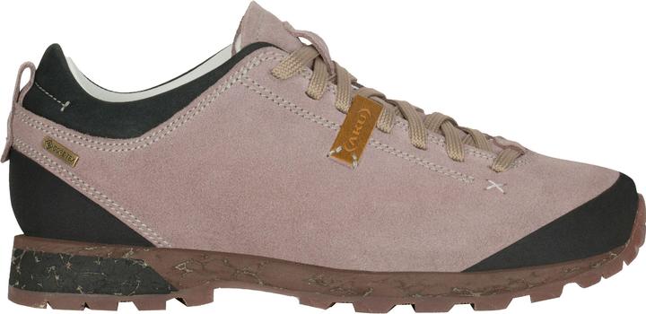 dust pink-brown