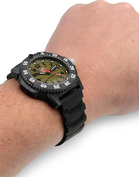 Image du produit Luminox Joint carbone Master série 3800 (Montre de plongée, 46 mm)