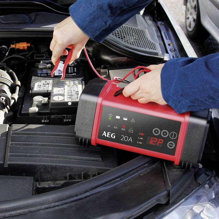 Produktbild AEG Automatikladegerät (12V, 24V, 20 A)