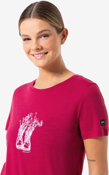 Actual product image Super Natural W Flower Boots Tee (L)